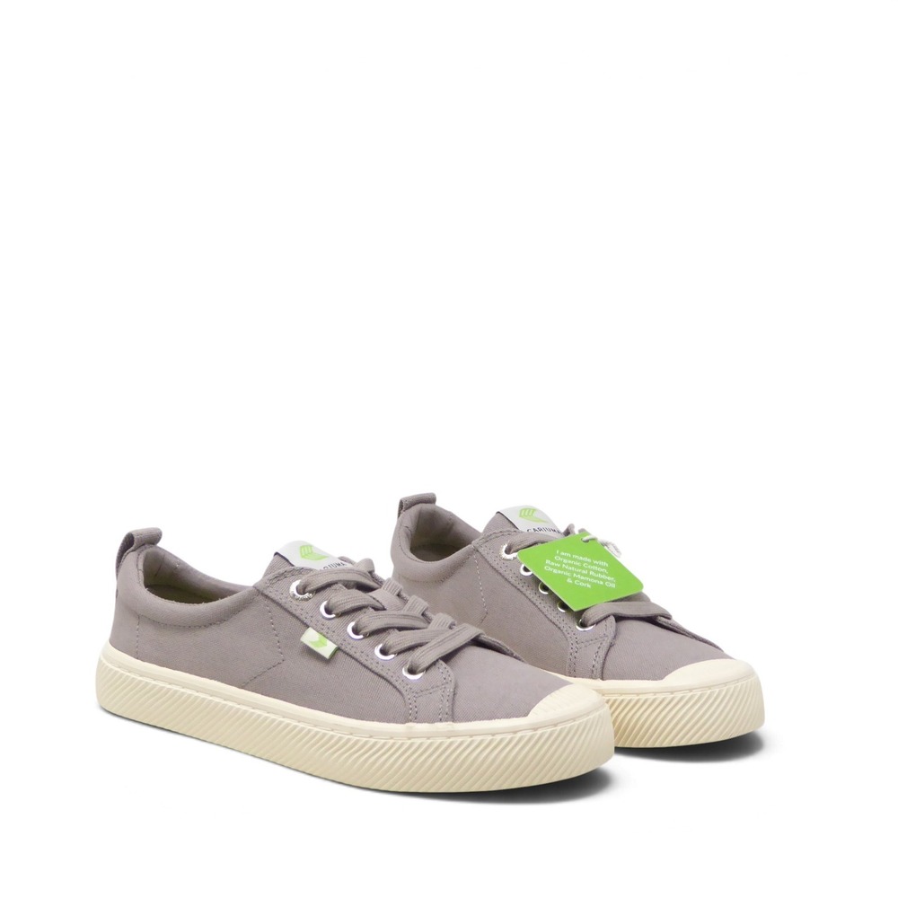 NEW Cariuma Womens OCA Sneakers Shoes Gray Grey Canvas Low Top Lace Up 7